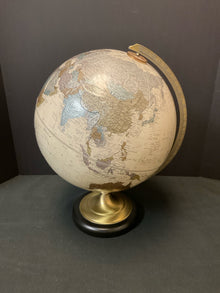  Globe