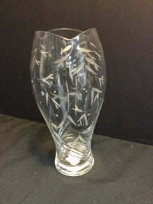  Lenox Vase