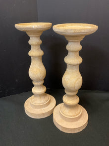  Candleholder