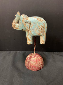  Statue/Figurine/Bust