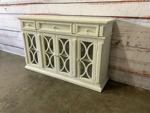  Buffet / Sideboard / Credenza