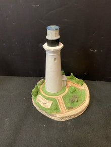  Statue/Figurine/Bust