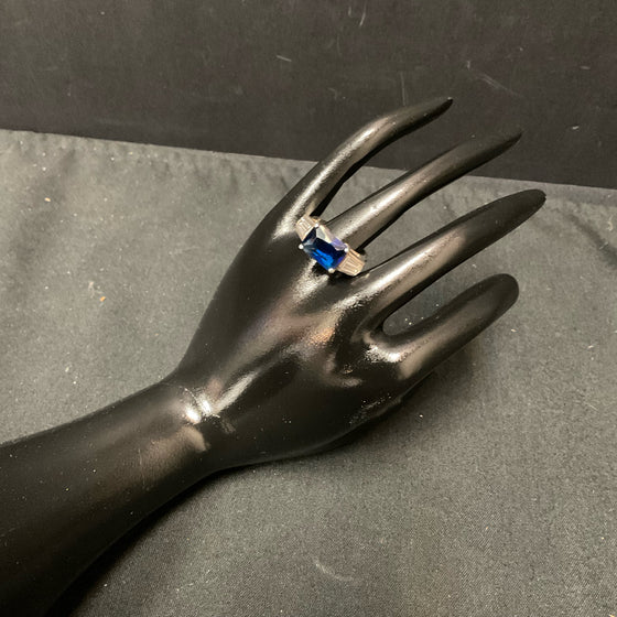 Ring(s)