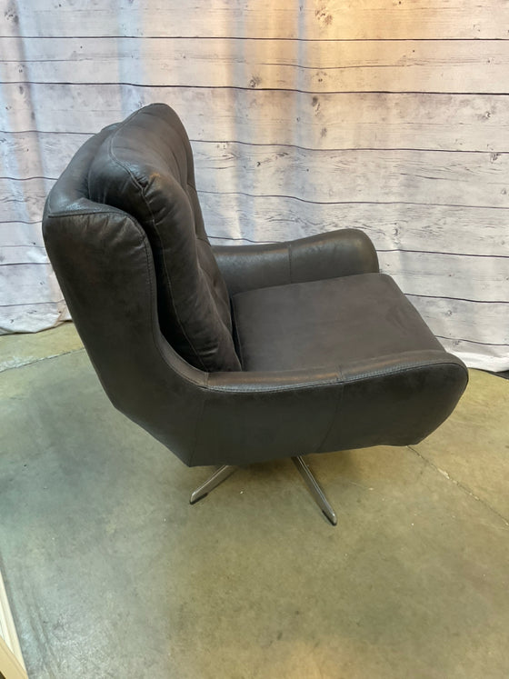 Pier 1 Chair