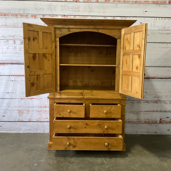 Cabinet/Chest