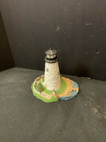  Statue/Figurine/Bust