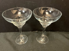  Stemware