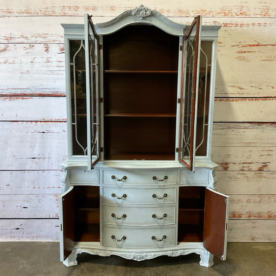 China Cabinet/Hutch