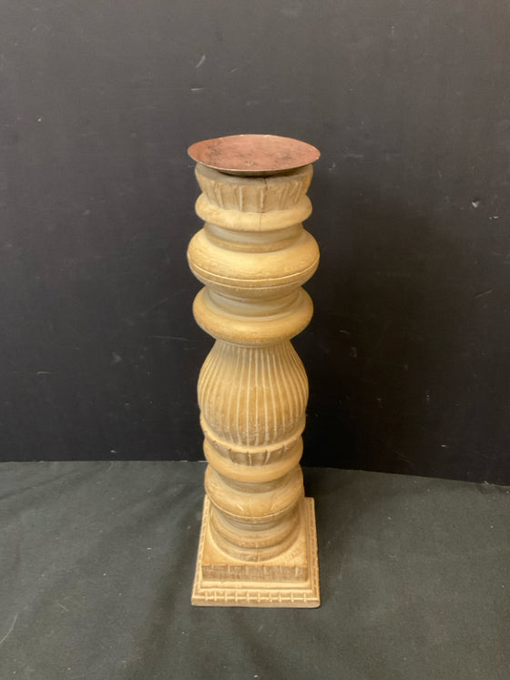 Candleholder