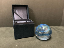  Art Glass