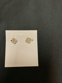  Kendra Scott Earrings