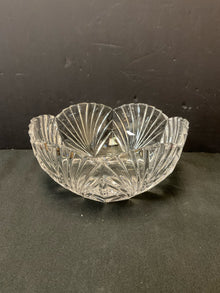  Crystal