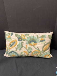  Pillow