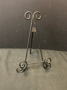  Tabletop Easel
