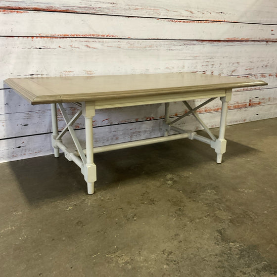 Bassett Dining Table (no chairs)