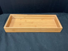  Tray