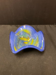  Art Glass