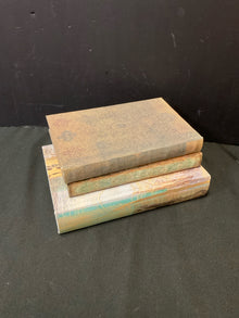  Box