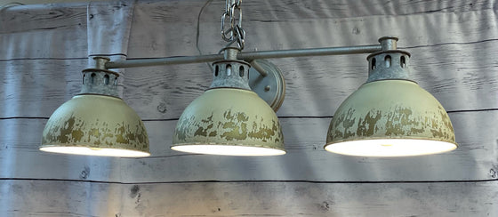 Kinsley Vanity Light