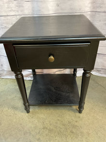  Thomasville Night Stands (Pair)