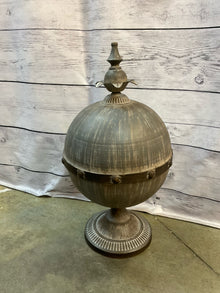  Finial