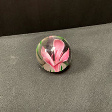 Paperweight