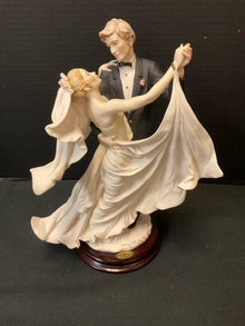  Armani Statue/Figurine/Bust