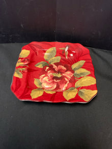  Decorative Plate
