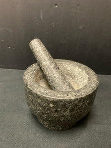  Mortar & Pestle