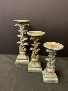  Candleholder
