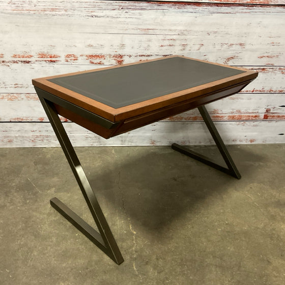 Sligh Desk