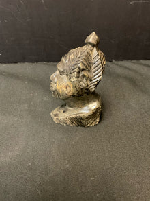  Statue/Figurine/Bust