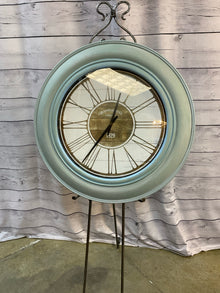  Wall Clock