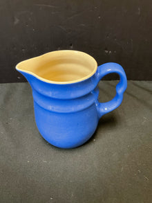  Pitcher