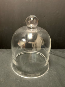  Cloche