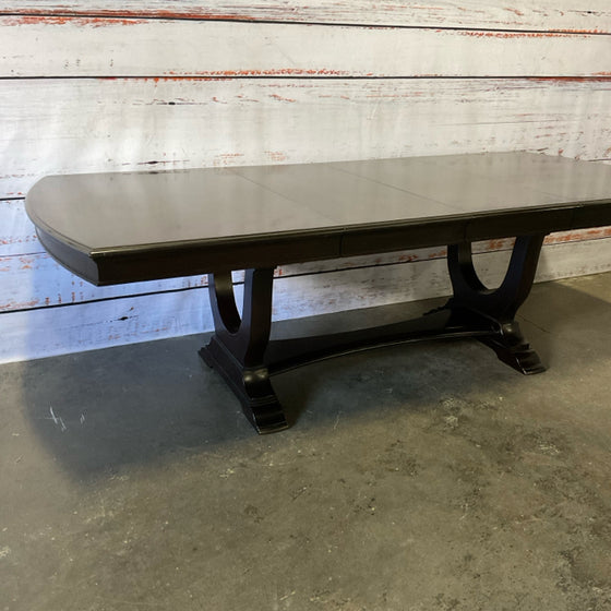 Havertys Dining Table (no chairs)