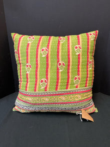  Pillow