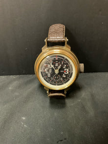  Tabletop Clock