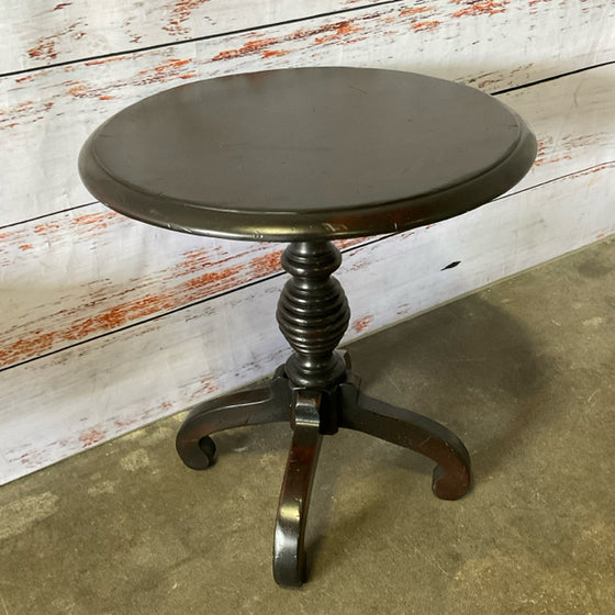Accent Table