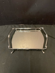 Tray