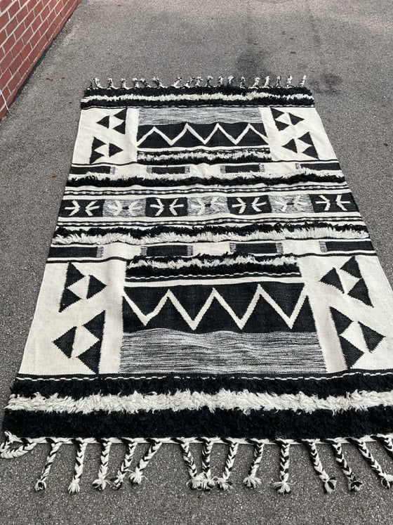 Rug