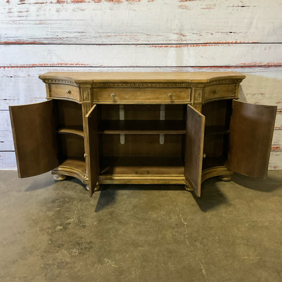 Hooker Buffet / Sideboard / Credenza