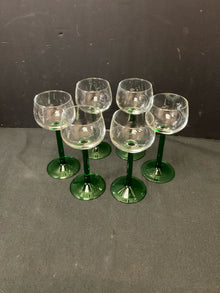  Stemware