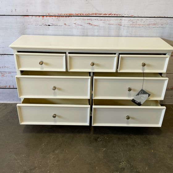 Ashley Dresser