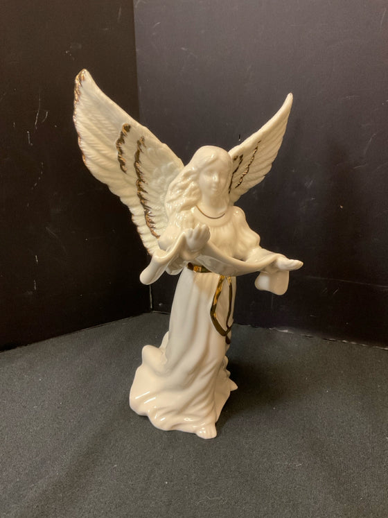 Mikasa Statue/Figurine/Bust