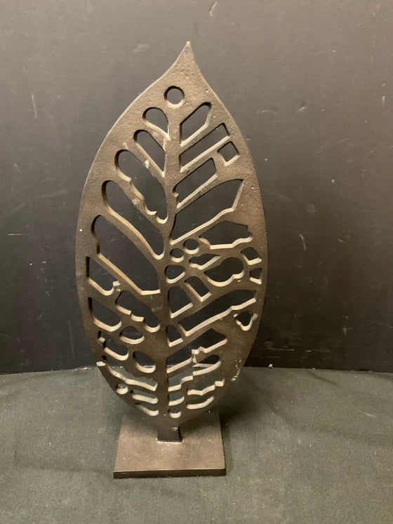 Crate & Barrel Statue/Figurine/Bust
