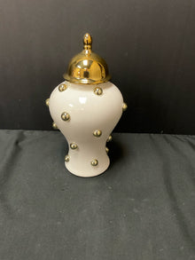  Urn