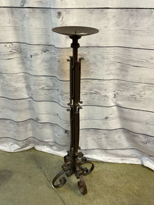  Candleholder