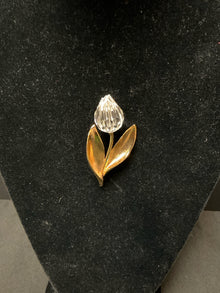  Swarovski Pin