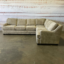  Sectional